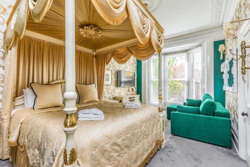 Ashbys Accommodation & Spa hire in Portsmouth