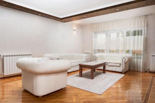 RoyalGarden - image 12