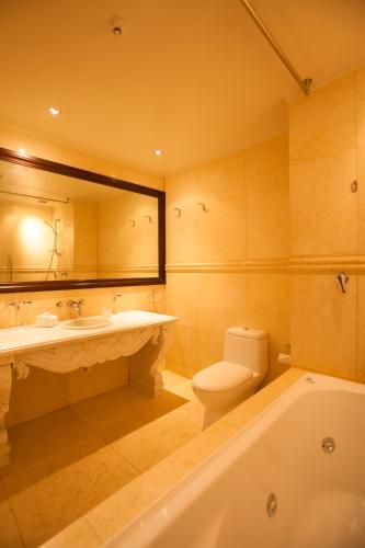 Nugget Point Hotel - Photo 3 in Queenstown, New Zealand