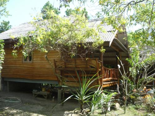 Pasai Beach Lodge