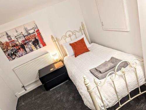 Ramsgate Retreat - ultra modern 3 bed - Tap to explore photos