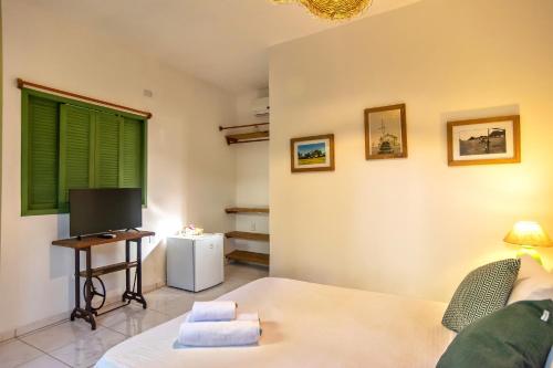 Standard Double Room image 10