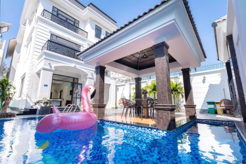Swimming pool, Lucky Villa Vung Tau - Nang House near Lotte Mart Vung Tau