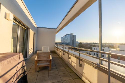 Penthouse I Dachterrasse I Tiefgaragenstellplatz I nahe Bhf, JoHo, Brita-Arena