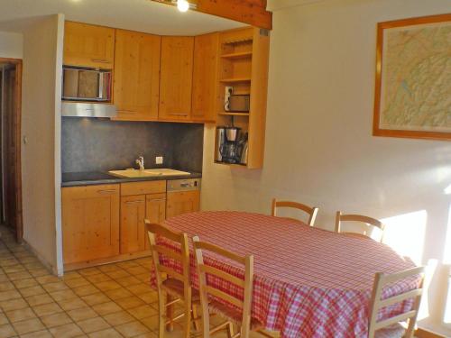 Apartment (5 Adults)