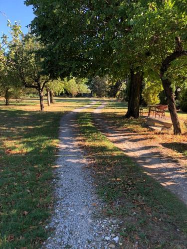 Kert, Gîte cocooning avec piscine (Gite cocooning avec piscine) in Chanas