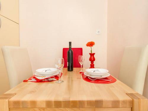 Studio apartment Josip, Split (photo 5)