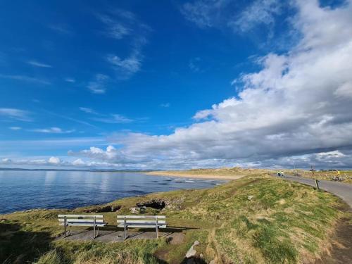 Bundoran Seaside Stays House - WiFi, large spacious home