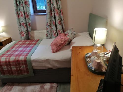 Stag Coach House 3