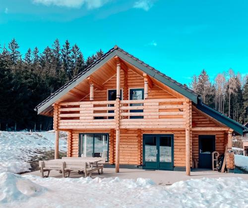  Pur Natur! Wandern und Skifahren - Trahütti Premium Lodges in Trahütten
