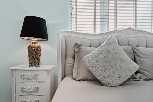Hampstead Opulence Apartment - Luxurious Split Level Property, Londyn (zdjęcie 3)