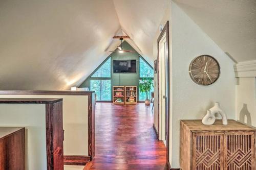 Peaceful Oak Haven Cabin near Yosemite