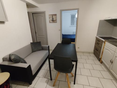 Appartement calme au centre ville proche tribunaux