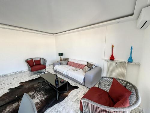 SUQ3 - Très beau 2 pièces avec terrasse, Cannes (Foto 2)