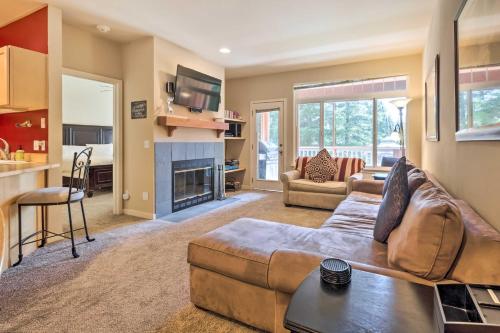 B&B Leavenworth - Kouls Retreat Condo 2 Mi to Lake Wenatchee - Bed and Breakfast Leavenworth