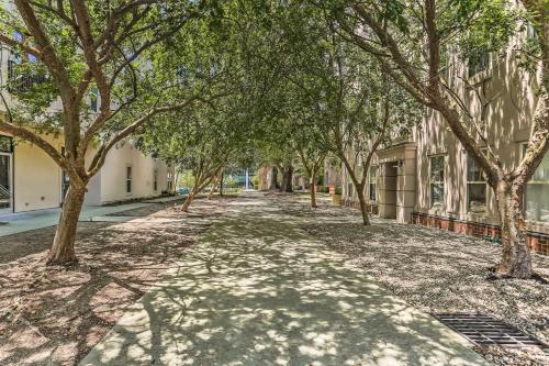 Downtown Condo half mi to The Wilmington Riverwalk! - image 2