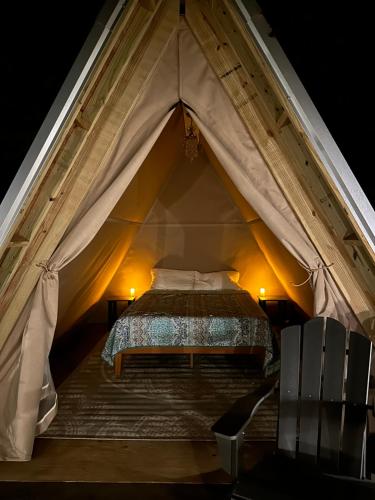 Bohamia - Cozy A-Frame Glamp on 268 acre forest retreat