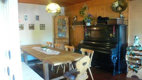 餐廳, 斯普靈格斯伯格蘭德酒店 (Landhotel Sperlingsberg) in 克里米喬