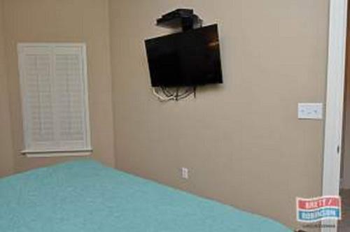 Phoenix West II - 3 Bed 4 Bath Gulf Front High Sleeps 8 condo detail