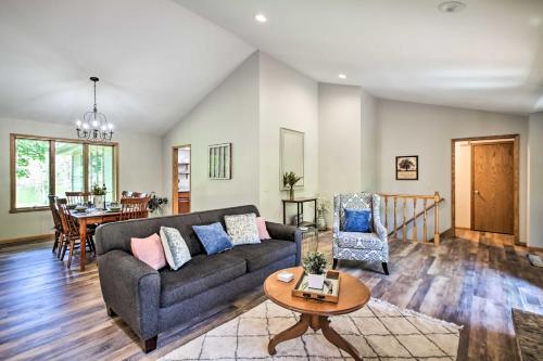 Family Home with Deck, Yard, Dock on Rock River in Janesville, USA