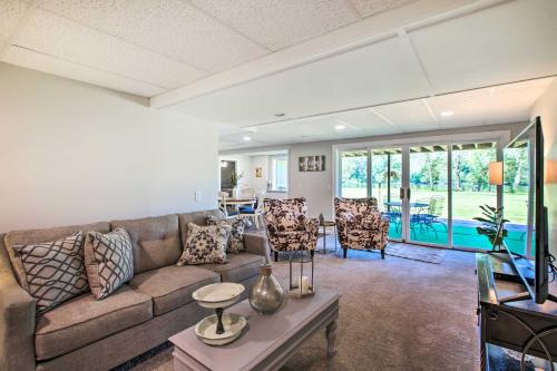 Family Home with Deck Yard Dock on Rock River! - image 6