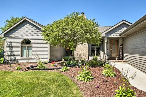 Family Home with Deck Yard Dock on Rock River! - image 9