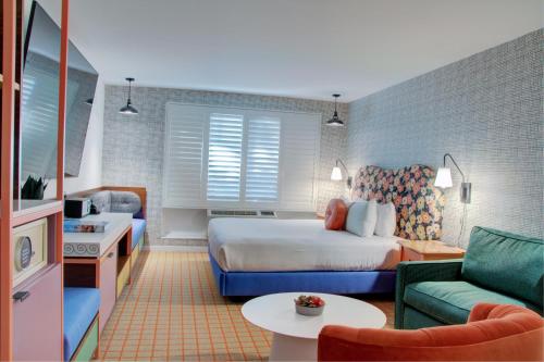 room detail thumbnail 0