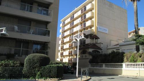 Exterior view, Appartement Promenade des Bains in Saint-Raphael