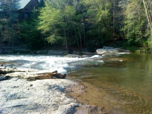 Eagle Mountain River Retreat in Ellijay, USA