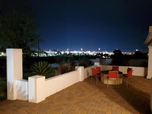 Stunning Strip and Mountain Views in Las Vegas - Accommodation