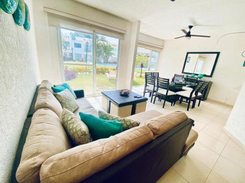 NUEVO EN BOOKING CASA TERRANIUM ACAPULCO DIAMANTE in La Poza