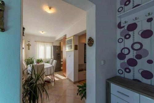 Apartment Nikolina - image 6