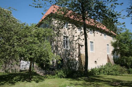 Haus Keppelborg: ZI Elisabeth mit Burgmauerblick