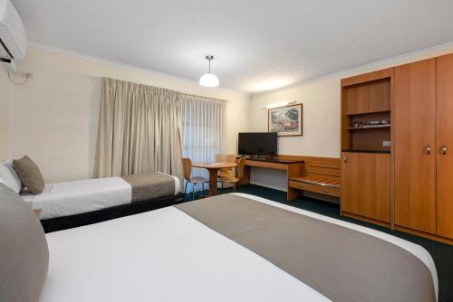 Pegasus Motor Inn and Serviced Apartments