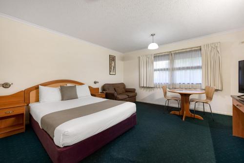 Pegasus Motor Inn and Serviced Apartments