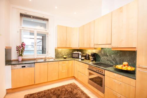 Wenceslas Square Lofts 4