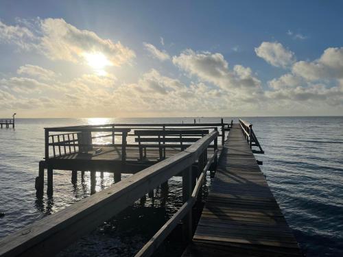 A szálláshely kívülről, El Flamingo - Sun Harbor Cottage 5 in Fulton (TX)