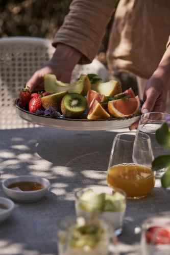 Yria Island Boutique Hotel & Spa - image 10