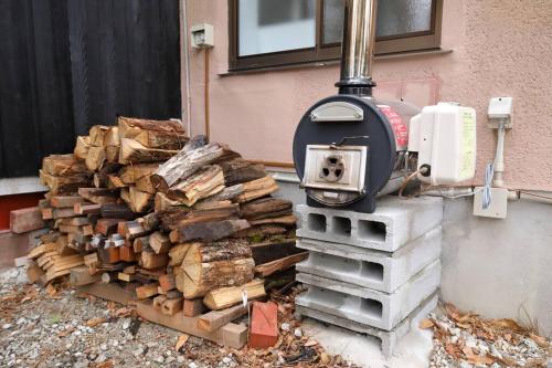 HAT byakugoji, Japanese traditional fireplace　HAT白毫寺　自然豊富な別荘地にある囲炉裏付き一軒家