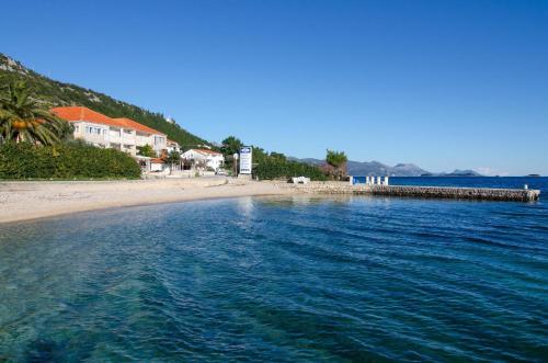 Holiday Villa Perna - image 4