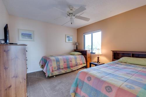 Sandarac A409 Gulf Front 2 Bedrooms Elevator Heated Pool Sleeps 4 - image 11