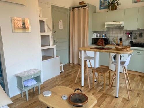 Studio Amélie-les-Bains-Palalda, 1 pièce, 2 personnes - FR-1-703-150 - Location saisonnière - Amélie-les-Bains-Palalda