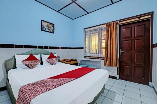 Guestroom, OYO 92282 Hotel Muria near Merapi Golf Course