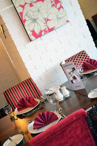 Restaurant, Lyndene Hotel in Blackpool