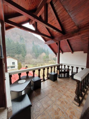 設施, Casa Krista in 布蘭