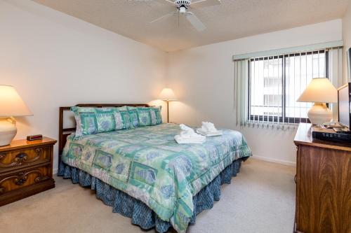 Sandarac B704 Gulf Front 2 Bedrooms Sleeps 6 Heated Pool Elevator - image 11