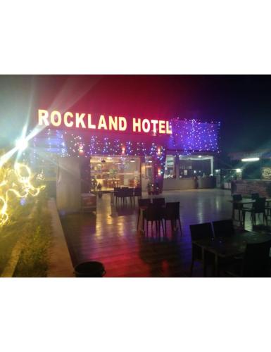 Facilities, The Rockland Hotel & Restaurant, Jaipur in Reengus