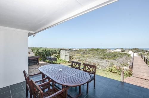 Létesítmények, Orca House in Yzerfontein