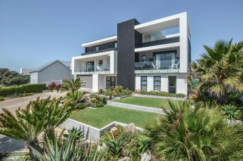 Orca House, Yzerfontein