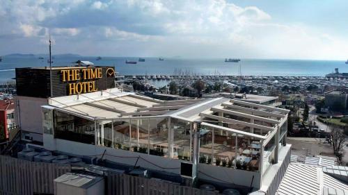 The Time Hotel Marina - image 9